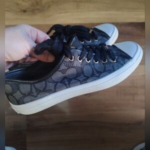 Coach Empire Sneakers 7.5